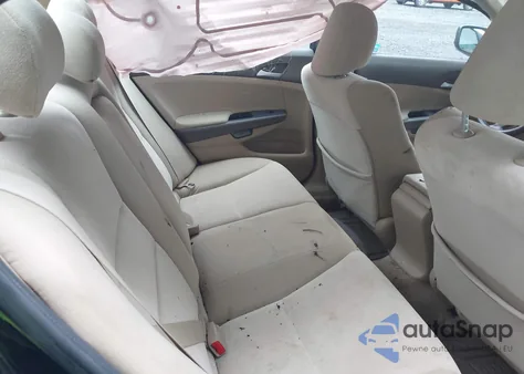 2010 Honda Accord 2.4 Lx из США, поврежденный, VIN 1HGCP2F33AA045212